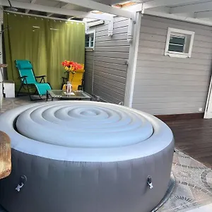  Hébergement de vacances Sissy: T2 Avec Jaccuzzi